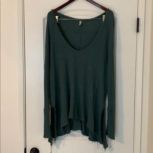 Free People green oversized bohemian top size M